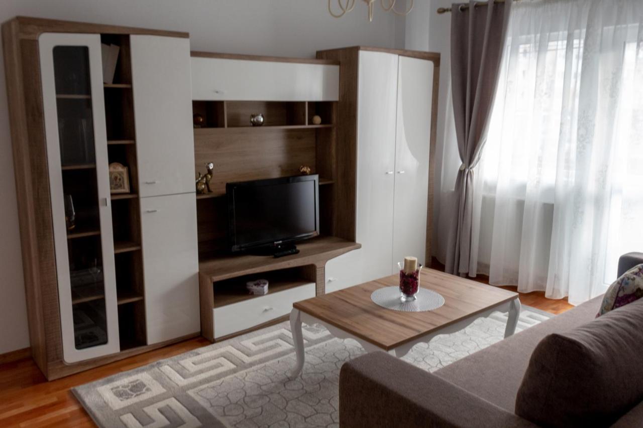 Butterfly Apartment Sibiu Bagian luar foto