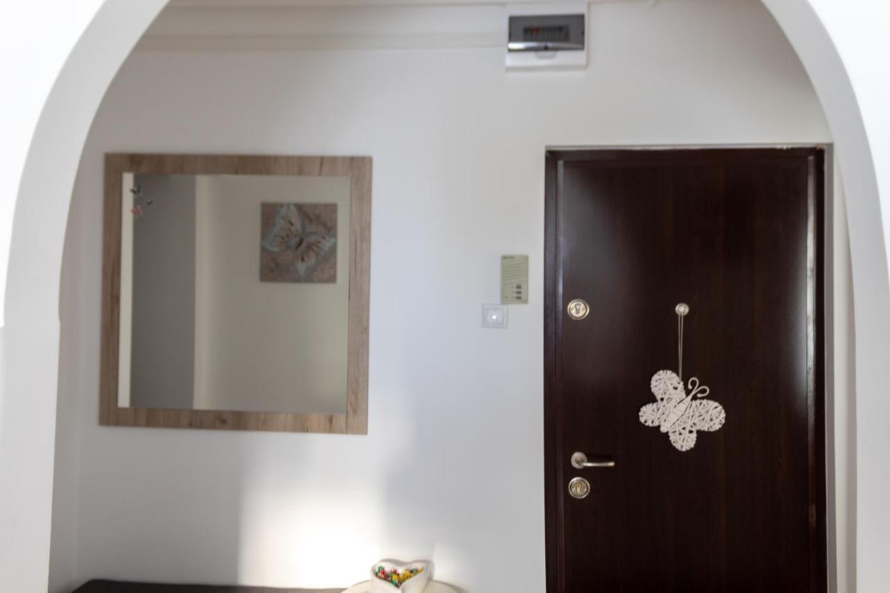 Butterfly Apartment Sibiu Bagian luar foto
