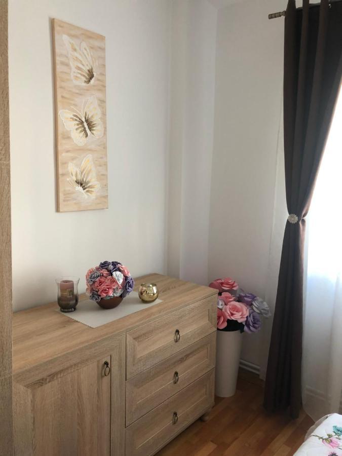 Butterfly Apartment Sibiu Bagian luar foto